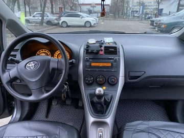 Авто Toyota Auris 2008 № 7338723
