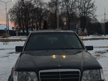 Авто Mercedes W124 1994 № 7339021