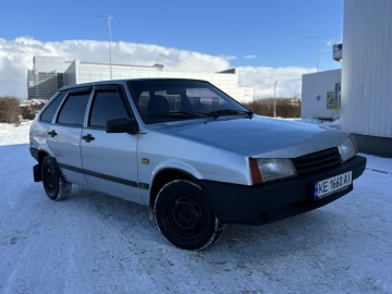 Авто ВАЗ 2109 2004 № 7339804