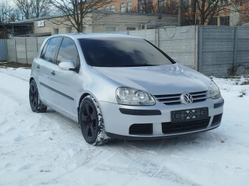 Авто Volkswagen Golf 2005 № 7340234