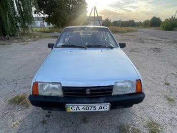 Авто ВАЗ 2109 1998 № 7340287