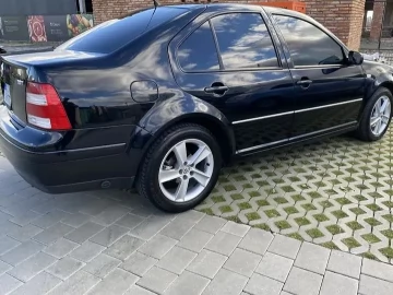 Авто Volkswagen Jetta 2004 № 7340588