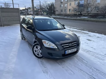 Авто KIA Cee X27 D 2009 № 7340860