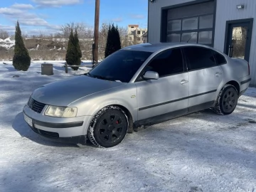 Авто Volkswagen Passat Sedan 1997 № 7342168
