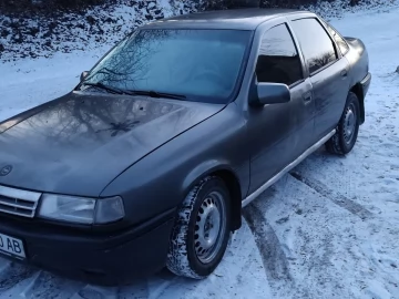 Авто Opel Vectra 1989 № 7342604