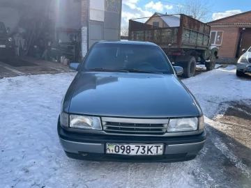 Авто Opel Vectra 1989 № 7343348