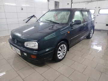 Авто Volkswagen Golf 1995 № 7343913