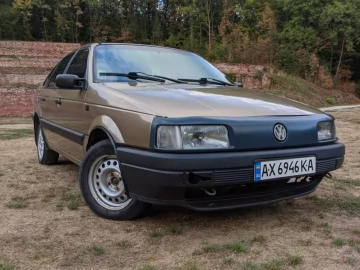 Авто Volkswagen Passat Sedan 1989 № 7344670