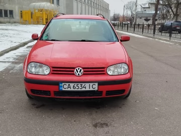 Авто Volkswagen Golf 2001 № 7344921