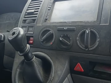 Авто Volkswagen Transporter 2006 № 7345150