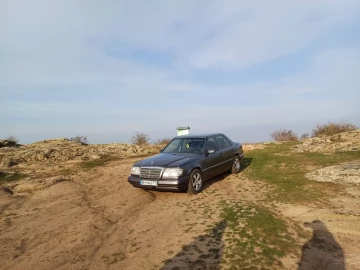 Авто Mercedes W124 1994 № 7345462