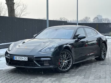 Авто Porsche Panamera 2017 № 7347164