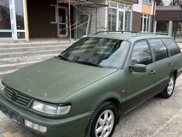 Авто Volkswagen Passat Sedan 2000 № 7347229