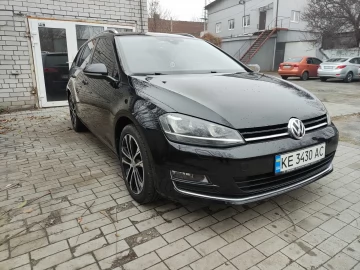 Авто Volkswagen Golf 2017 № 7347376