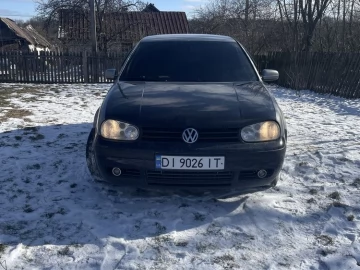 Авто Volkswagen Golf 2002 № 7349527
