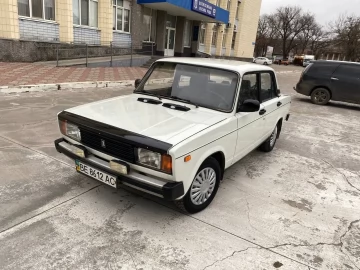 Авто ВАЗ 2105 1984 № 7351128