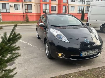 Авто Nissan Leaf 2013 № 7351159