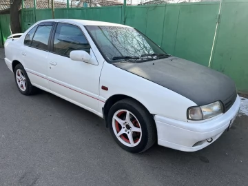 Авто Nissan Primera 1993 № 7351162
