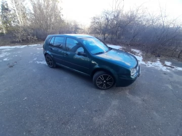 Авто Volkswagen Golf 1999 № 7351178
