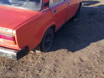 Авто ВАЗ 2107 1985 № 7351679