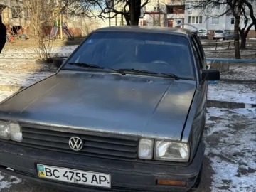 Авто Volkswagen Passat Hatchback 1985 № 7351683
