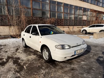 Авто Hyundai Accent 1997 № 7351904