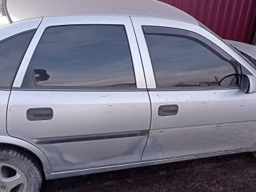Авто Opel Vectra 1998 № 7353200