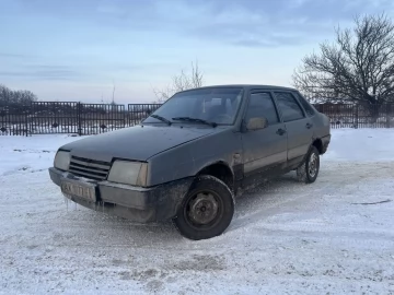 Авто ВАЗ 21099 1991 № 7353640