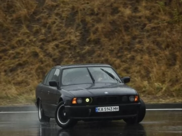 Авто BMW 5 Серия 1990 № 7353900