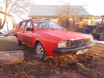 Авто Volkswagen Passat Hatchback 1983 № 7354043