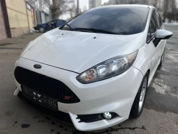 Авто Ford Fiesta St 2016 № 7356308