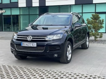 Авто Volkswagen Touareg 2012 № 7356389