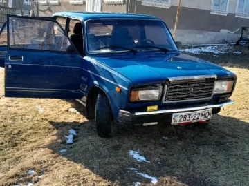Авто ВАЗ 2107 1992 № 7356446