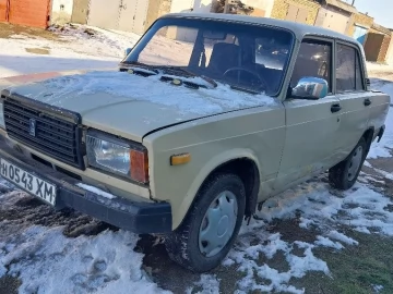 Авто ВАЗ 2107 1992 № 7356456