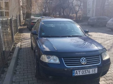 Авто Volkswagen Passat Sedan 2003 № 7360019