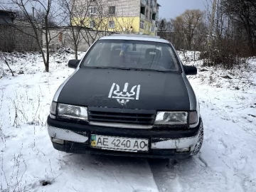 Авто Opel Vectra 1992 № 7360626