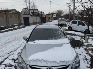 Авто Hyundai I30 2010 № 7361044