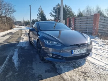 Авто Tesla Model S 2015 № 7361136