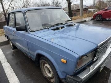 Авто ВАЗ 2107 1987 № 7361193