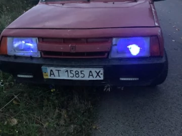 Авто ВАЗ 2109 1989 № 7361360