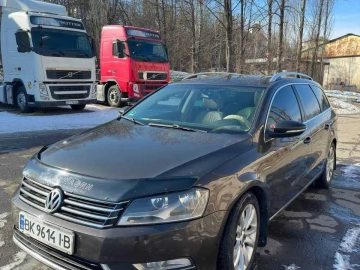 Авто Volkswagen Passat Variant 2012 № 7361860