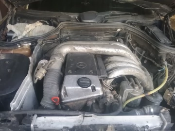 Авто Mercedes E Серия 1985 № 7362878
