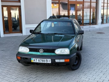 Авто Volkswagen Golf 1995 № 7363017