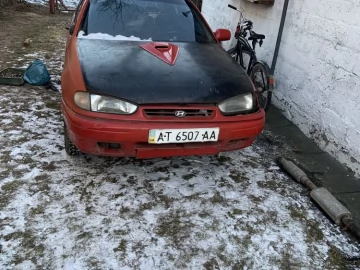 Авто Hyundai Elantra 1996 № 7363306