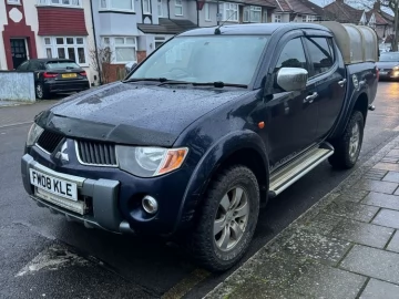 Авто Mitsubishi L 200 2009 № 7363535