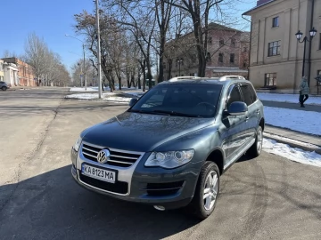 Авто Volkswagen Touareg 2008 № 7363603