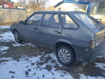 Авто ВАЗ 2109 1995 № 7363750
