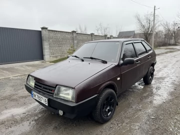 Авто ВАЗ 2109 1996 № 7365111