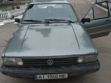 Авто Volkswagen Passat Hatchback 1988 № 7365445