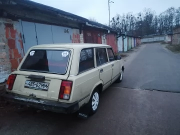 Авто ВАЗ 2104 1992 № 7365457
